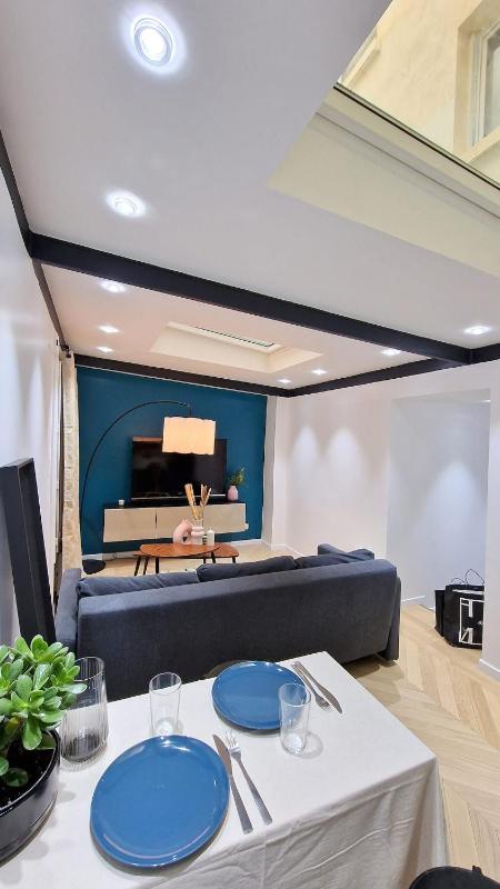 Loft de luxe Tour Eiffel — отель с удобным расположением в Париже