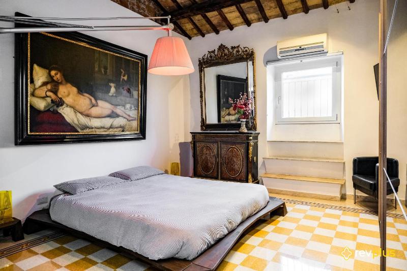 ML Luxury Apartment — отель в Риме, Италия