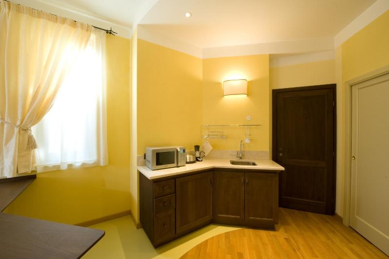 Piazza Azuni 18 a Sassari - Elegante Guest House centrale
