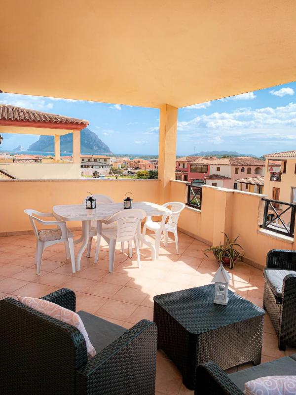 Casa Carmen a Porto San Paolo - Attico vista mare