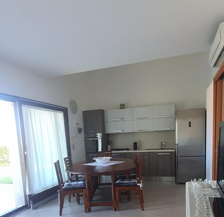 Villa Veronica a Cala Sinzias - Lussuosa Villa sul Mare