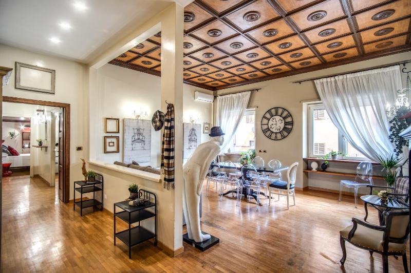 Gianicolo Miracle Suite — забронировать отель в Риме