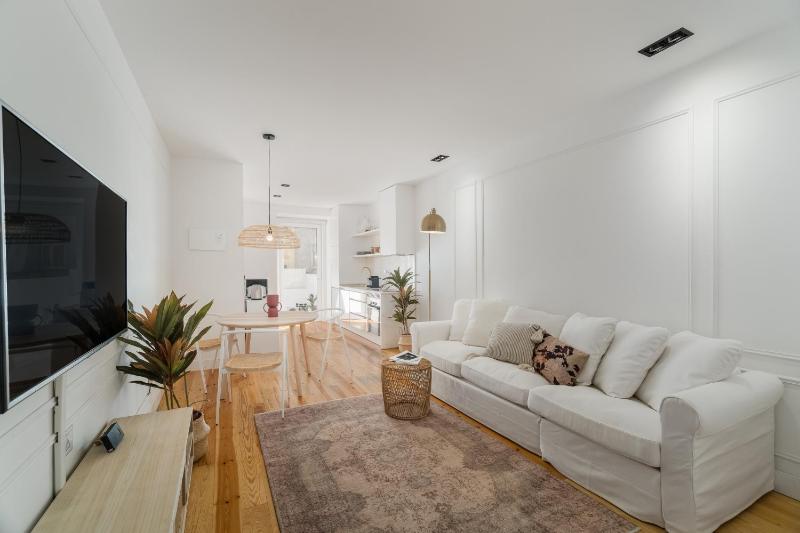 Casa Boma Lisboa - Elegant Apartment with Private Terrace - Ajuda II — отель в Лиссабоне, Португалия