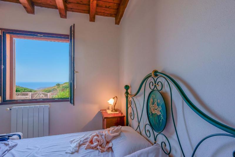 Oasi del Cervo ad Arbus - Rustico agriturismo panoramico