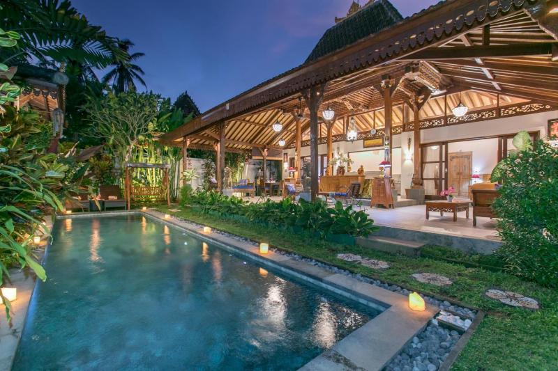 Frida Villa Ubud by Best Deals Asia Hospitality — отель с удобствами в Убуде