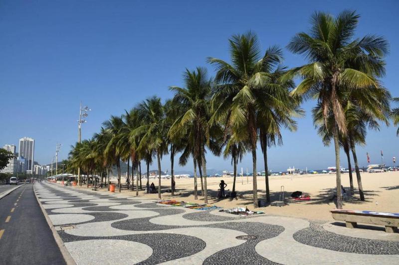Copacabana Beach! Aconchegante apartamento na quadra da praia. — комфортный отель в Рио
