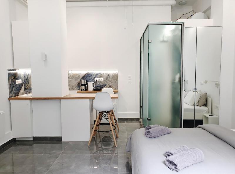 KYMA Apartments - Athens Acropolis 22 — комфортный отель в Афины