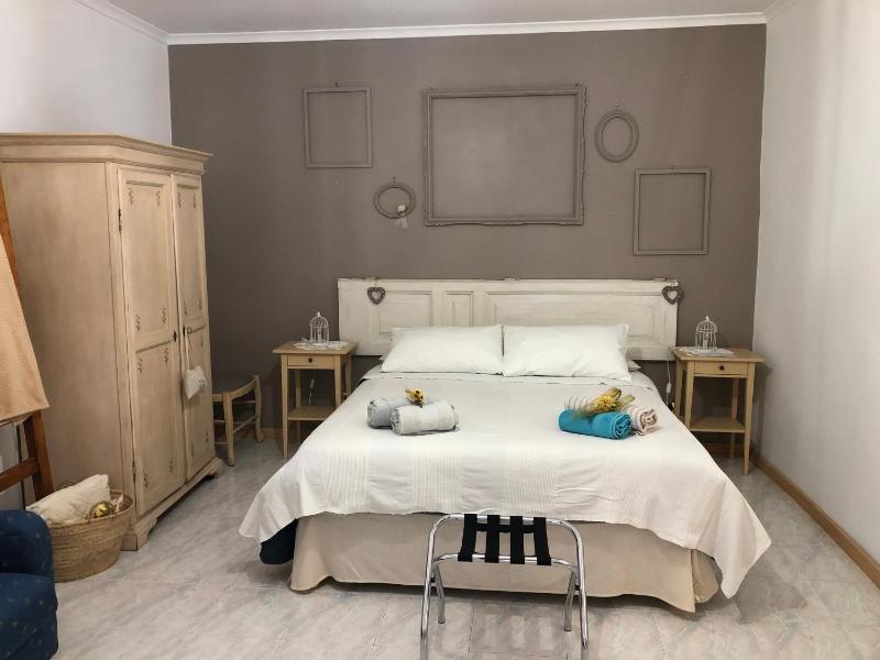 ST. JOSEPH SUITE — забронировать отель в Неаполе