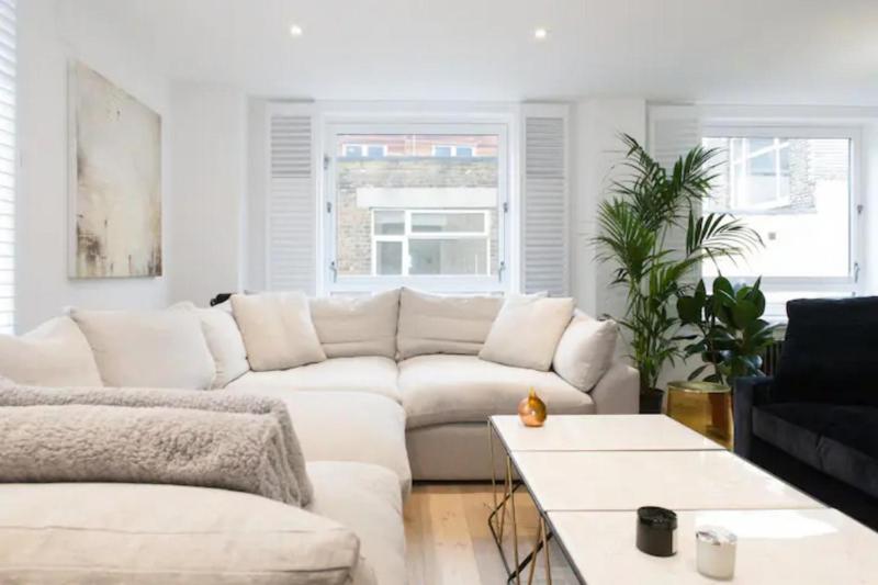 Shoreditch - Immaculate 2 Bedrooms Flat for 6 — отель с удобным расположением в Лондоне