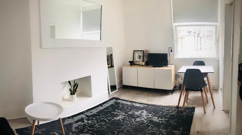 Bright one bedroom apartment in Chiswick — отель в Лондоне, Соединенное Королевство