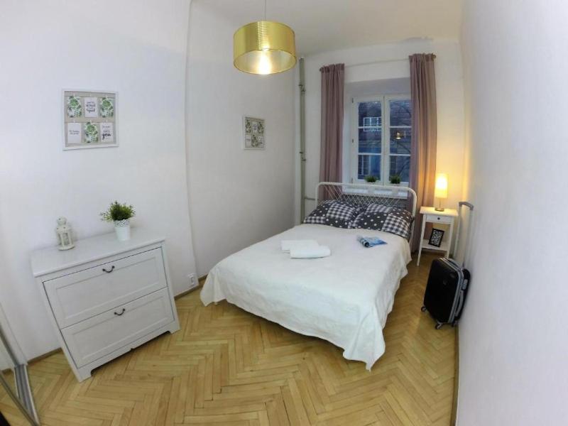 Apartamenty - MI OLD TOWN SWIETOJANSKA — отель в Варшаве, Польша