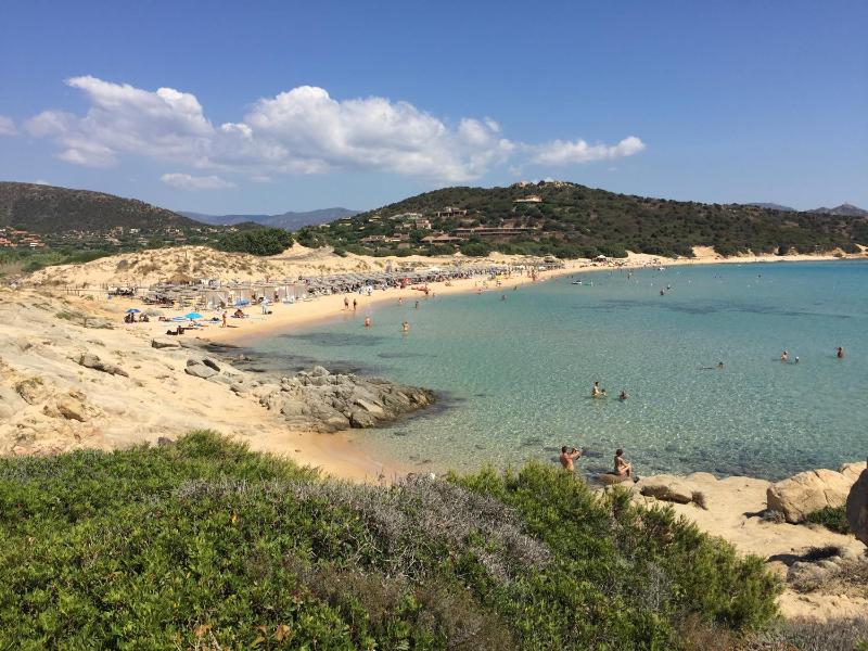 Grazioso Appartamento a Chia - Vista Mare Mozzafiato