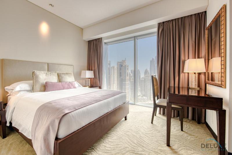 Цены на Pristine 3BR at The Address Residences Dubai Marina by Deluxe Holiday Homes в Дубае