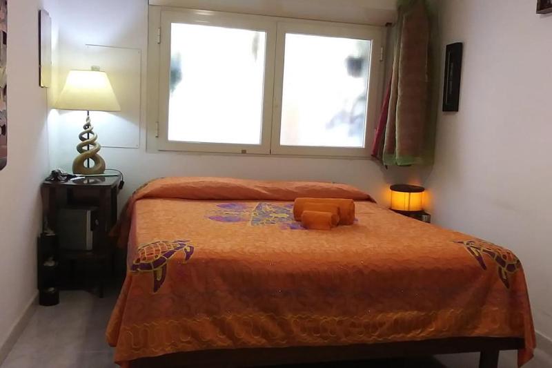 Camera in Appartamento - Economico B&B centrale