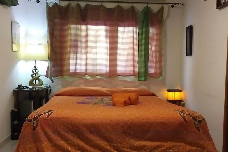 Camera in Appartamento - Economico B&B centrale