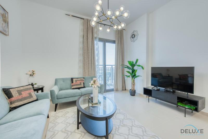 Fancy 2BR at Hayat Boulevard 2A Town Square By Deluxe Holiday Home — комфортный отель в Дубае
