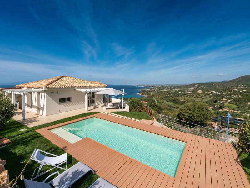 Villa Latisa a Terra Mala - Esclusiva con piscina