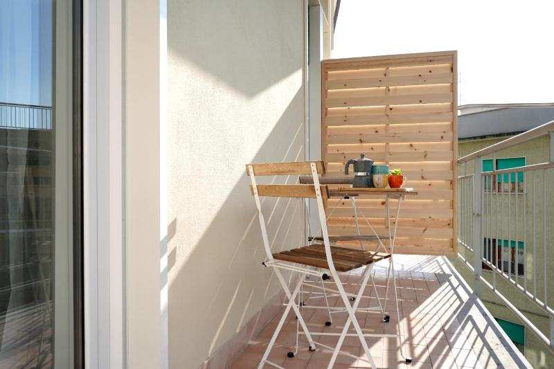 Provenzale Guest Rooms - Locazione breve — отель с удобствами в Неаполе