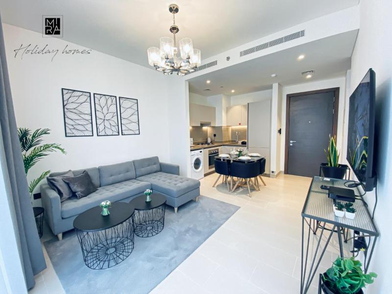 Цены на Mira Holiday Homes - Newly Furnished 1 bedroom in Creek Vista Tower B Sobha Hartland в Дубае