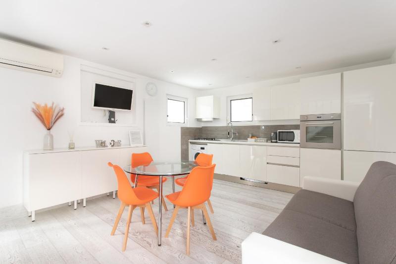 Цены на Ca' Sciarrin Apartment near Rialto bridge в Венеции