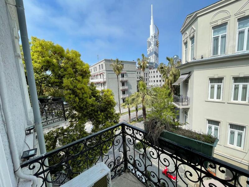 Centr goroda Batumi Apartment Rustaveli 13 — отель с удобным расположением в Батуми