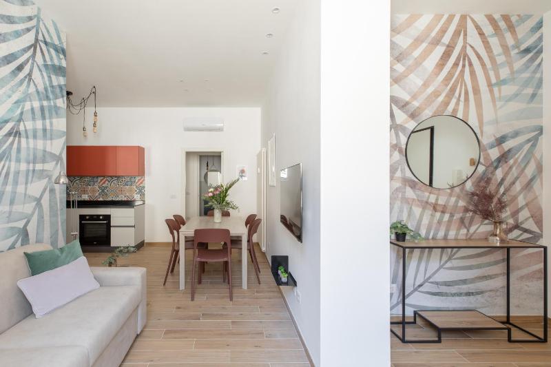 IFlat Colorful and Bright Apartament in Monti — отзывы гостей и цены