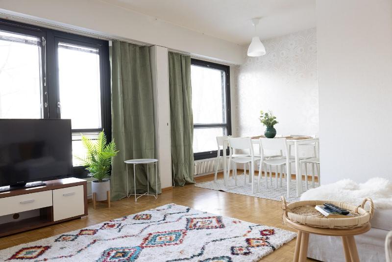 POISTA 2ndhomes Mikonkatu Apartment 3 — отель с удобствами в Хельсинки