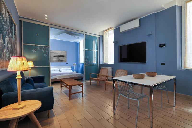 Charming 5 Vie Apt. Milan Center — комфортный отель в Милане