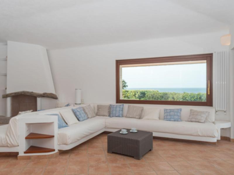 Villa Malvasia ad Aglientu - Lusso Fronte Mare a Portobello