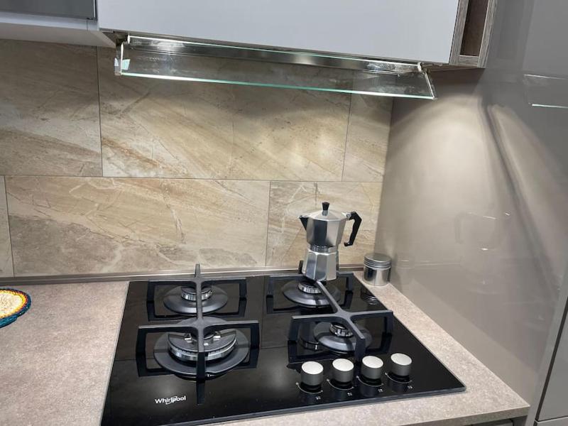 Nel quartiere Bayres Suite completamente rinnovata — отель в Милане, Италия