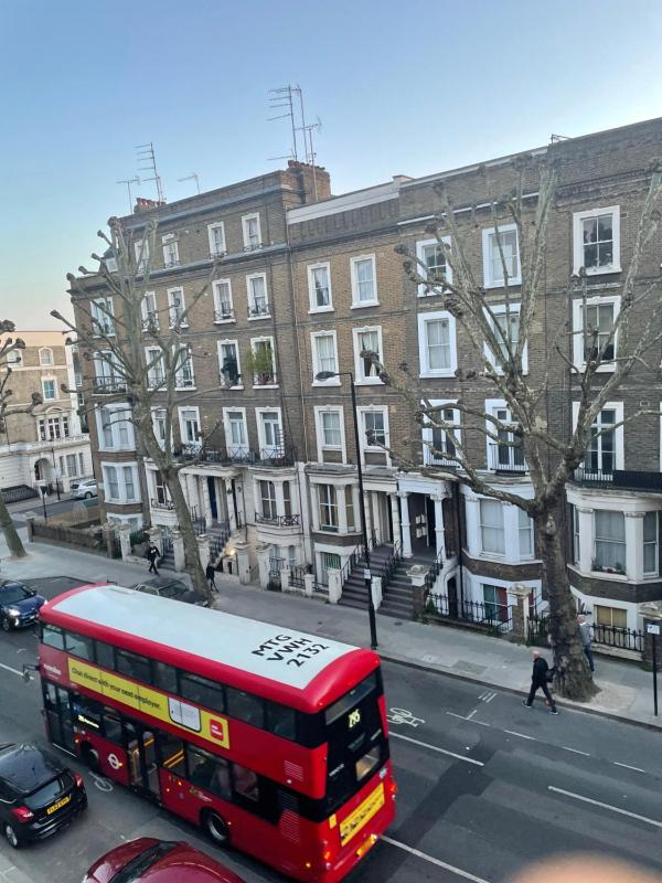 London Central 2 minutes away from train station — отель в Лондоне, Соединенное Королевство