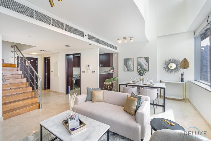 Refreshing 1BR Loft At Sky Garden DIFC By Deluxe Holiday Homes — забронировать отель в Дубае