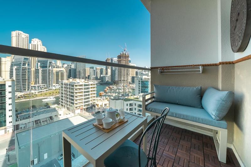 HiGuests - Designer Studio in Dubai Marina With Amazing Views — комфортный отель в Дубае