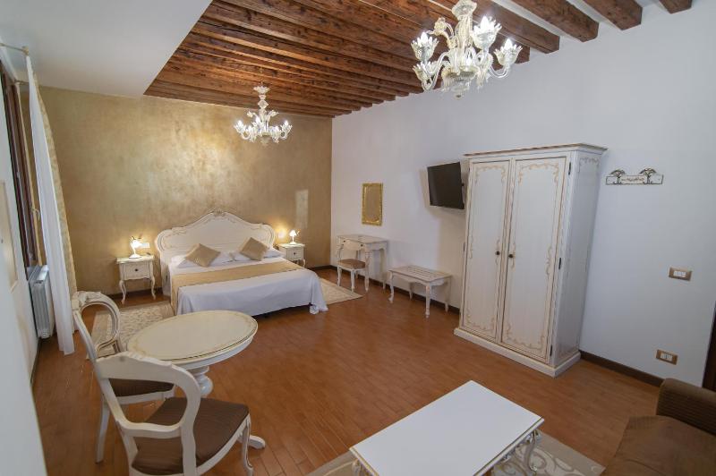 Ca Del Sole Venice — комфортный отель в Венеции