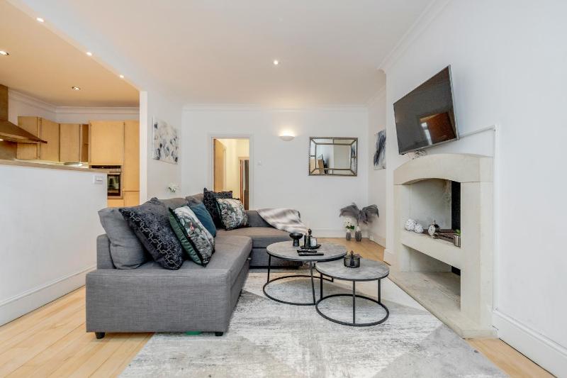 Nevern Square Earl's court 2 Bed Apartment — отель в Лондоне, Соединенное Королевство