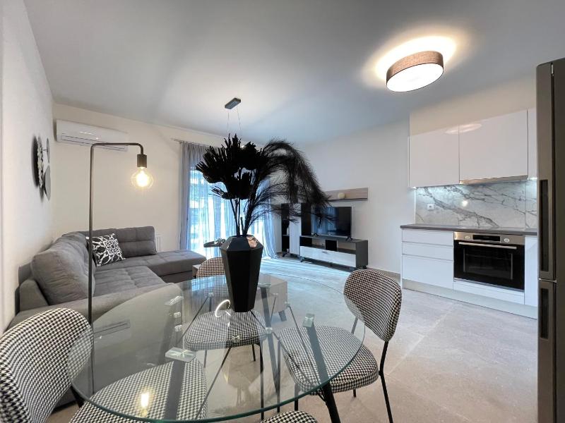 Modern Apartments near Marina Flisvos — отзывы гостей и цены
