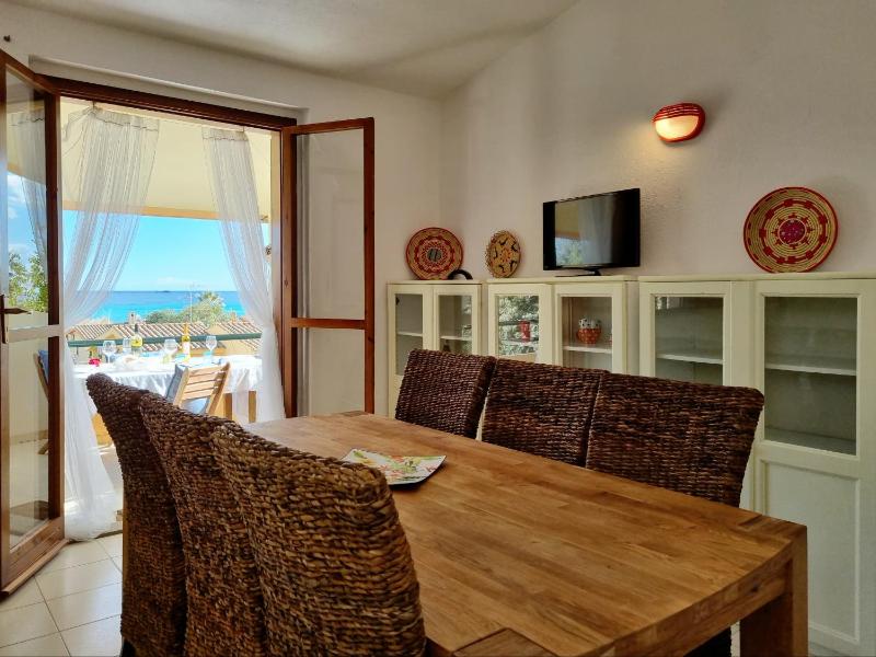 Villa Le Mimose 2 a Costa Rei - Moderna Casa Vista Mare