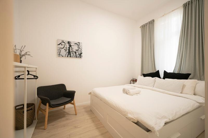 Montefiore Luxury Apartment By Nimizz — отзывы гостей и цены