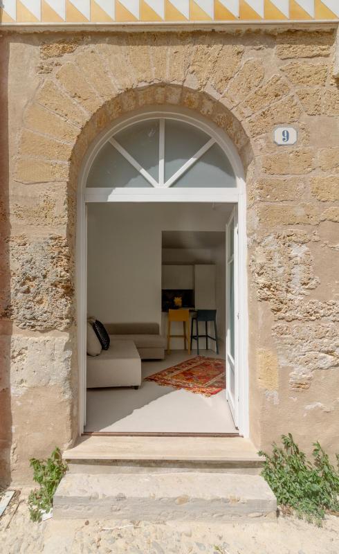 La casetta in centro storico: Pantelleria 9 — отель в Палермо, Италия