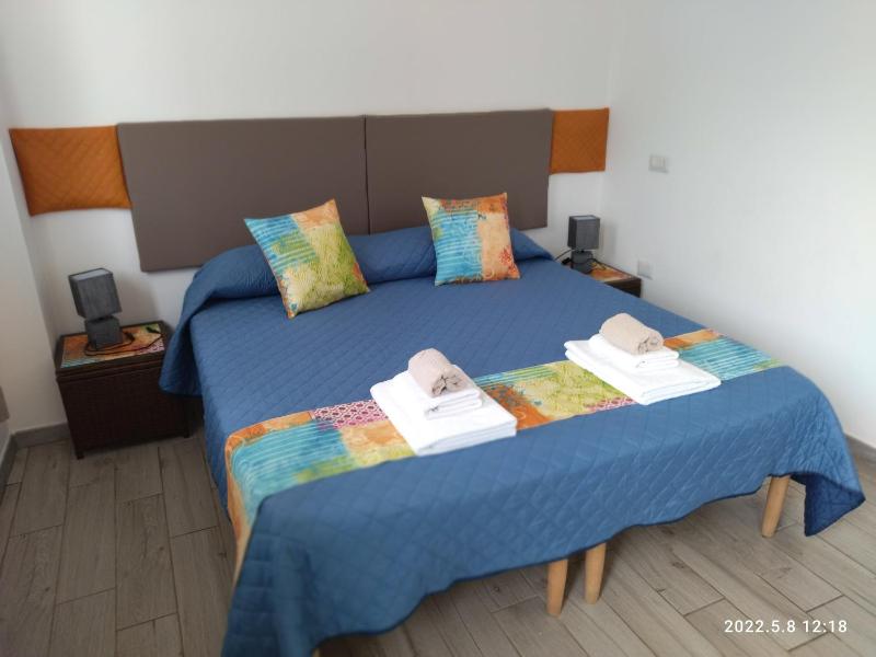 JRG APARTMENTS a Porto Torres - Moderni con Giardino
