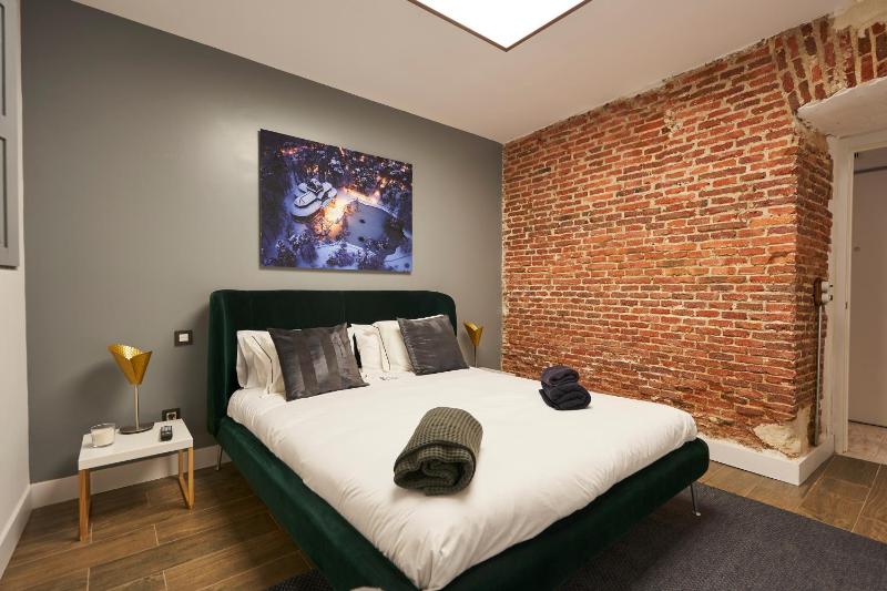 Plaza Chueca Apartment — забронировать отель в Мадриде