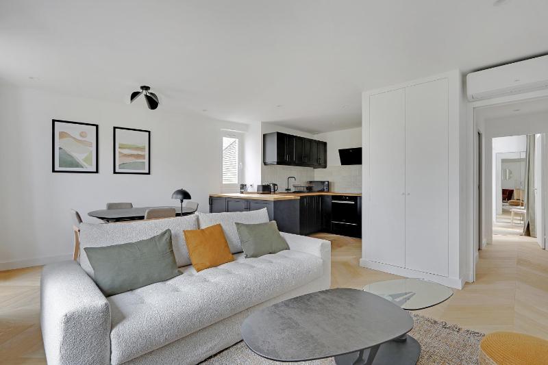 Pick A Flat's Apartment on Place du Tertre — отель в Париже, Франция