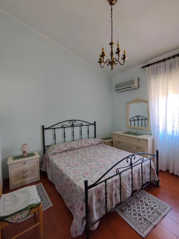 Villa dei Ginepri a Badesi - Oasi con giardino