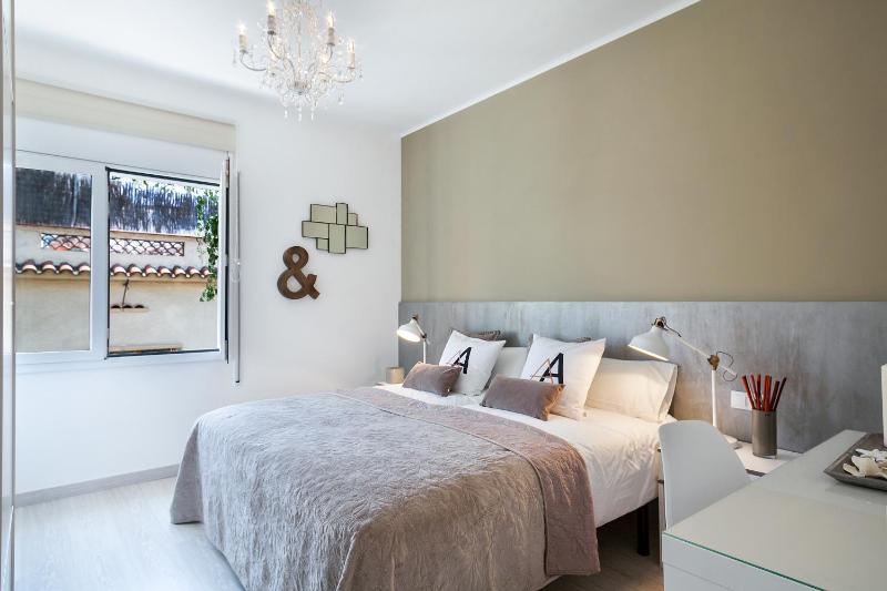 Charming & Quiet Park Guell Apartment — отзывы гостей и цены