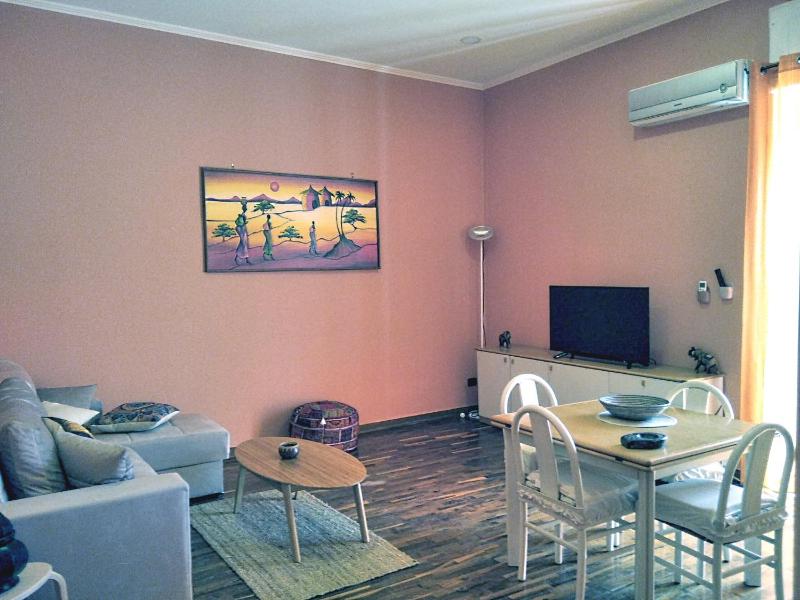 Цены на Jamila Apartment в Неаполе