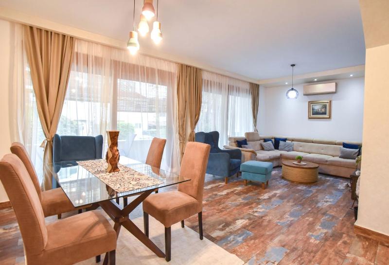 Serenity blue apartments — забронировать отель в Будва