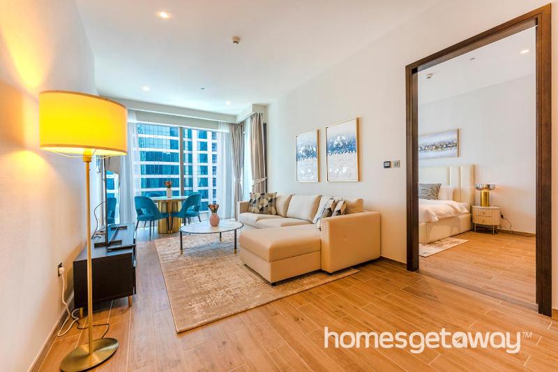 HomesGetaway -1BR Elegant Apartment in Jumeirah Living Marina Gate — забронировать отель в Дубае