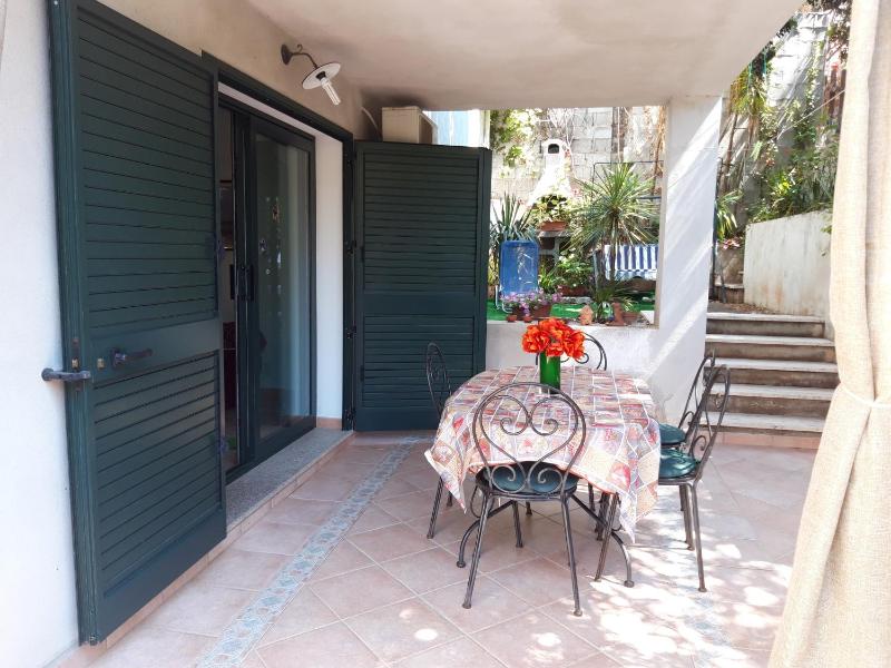 Appartamento con Giardino a Cala Gonone - Oasi relax mare