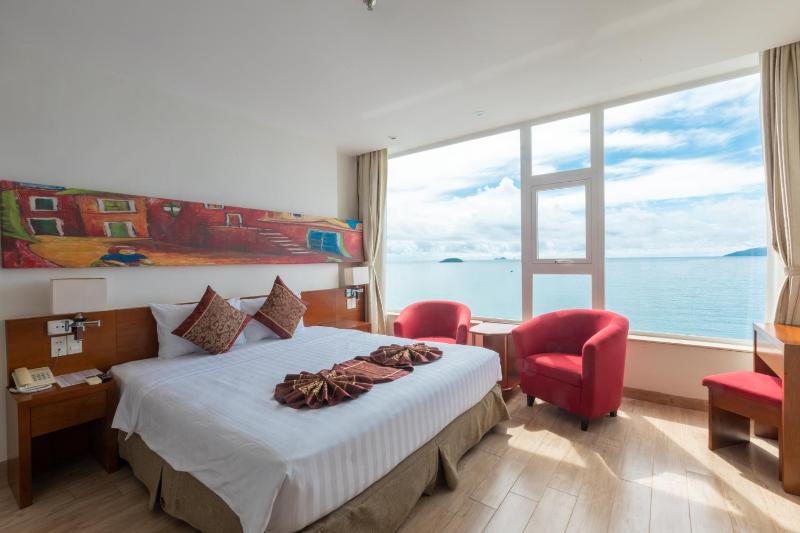 Nha Trang Wonderland Hotel — комфортный отель в Нячанге