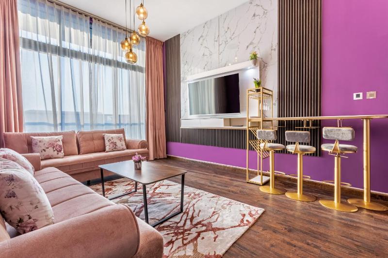 Live in style. Luxury destination - OIA - Motor City — забронировать отель в Дубае